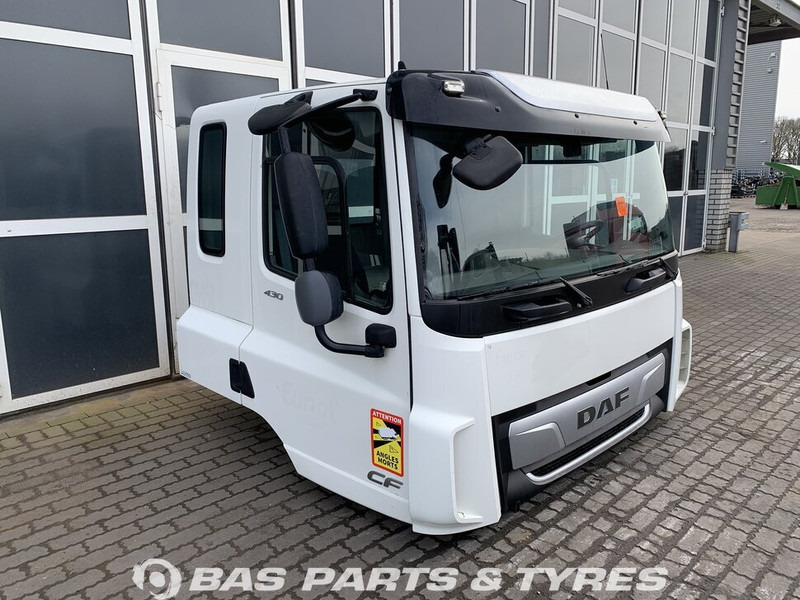 DAF CF Euro 6 DAF Sleeper Cab L2H1 2032747 - Cabina e interior para Camión: foto 2 DAF CF Euro 6 DAF Sleeper Cab L2H1 2032747 - Cabina e interior para Camión: foto 2