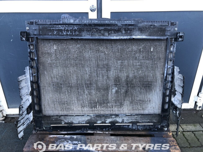 DAF CF Euro 6 Radiator DAF MX13 340 H1 1940147 - Radiador para Camión: foto 2 DAF CF Euro 6 Radiator DAF MX13 340 H1 1940147 - Radiador para Camión: foto 2