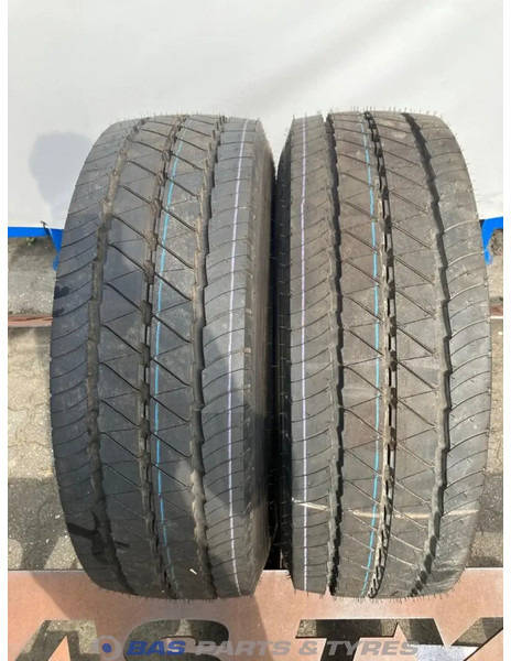 Goodyear Goodyear 265/70R17.5 Kmax S 139/136 M M+S 3PMSF gebruikte set - Neumático para Camión: foto 2 Goodyear Goodyear 265/70R17.5 Kmax S 139/136 M M+S 3PMSF gebruikte set - Neumático para Camión: foto 2