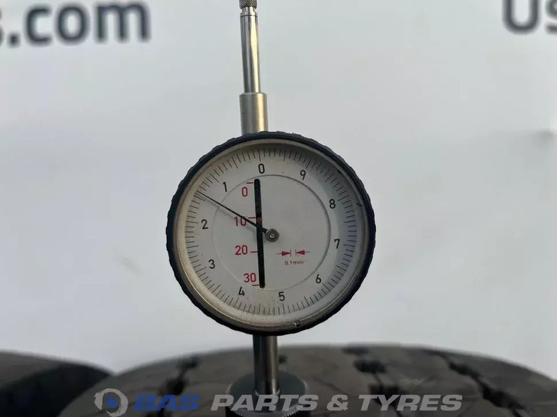 Goodyear Goodyear 315/60R22.5 Kmax S G2 154/148 M+S 3PMSF gebruikte set - Neumático para Camión: foto 3 Goodyear Goodyear 315/60R22.5 Kmax S G2 154/148 M+S 3PMSF gebruikte set - Neumático para Camión: foto 3