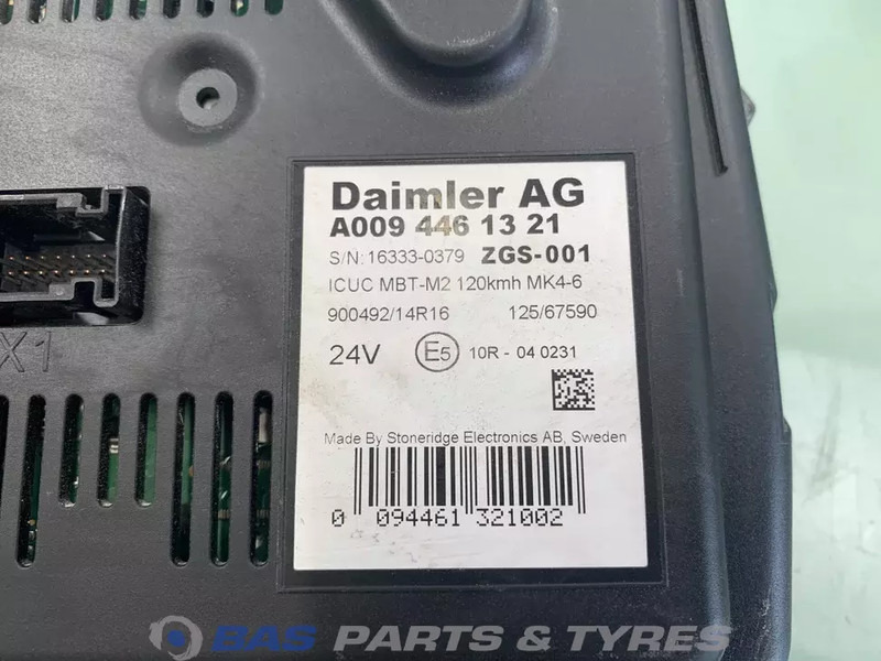 Mercedes-Benz Actros MP4 Instrumentenpaneel Mercedes A 008 446 69 21 - Salpicadero para Camión: foto 3 Mercedes-Benz Actros MP4 Instrumentenpaneel Mercedes A 008 446 69 21 - Salpicadero para Camión: foto 3