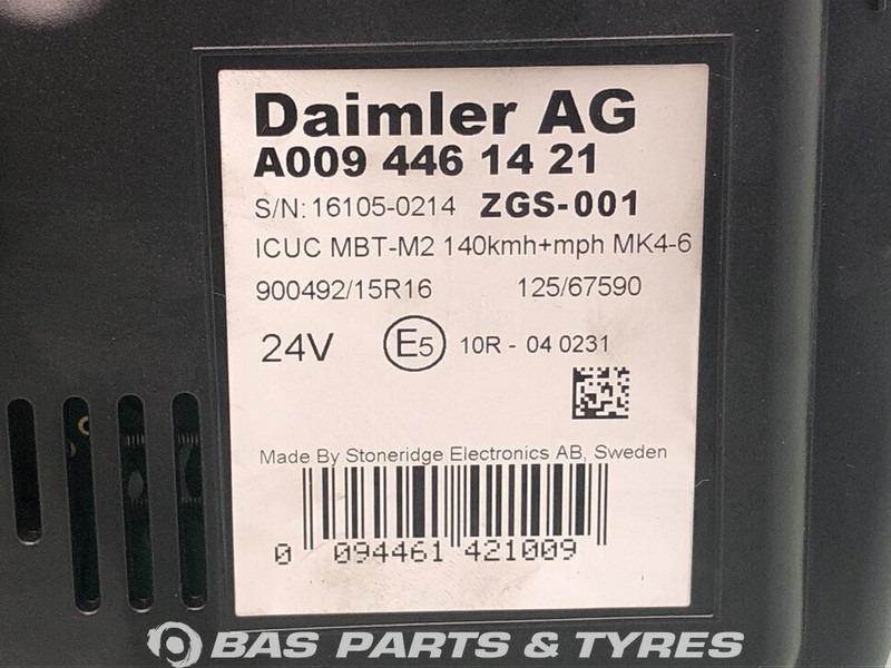 Mercedes-Benz Actros MP4 Instrumentenpaneel Mercedes A 008 446 71 21 - Salpicadero para Camión: foto 3 Mercedes-Benz Actros MP4 Instrumentenpaneel Mercedes A 008 446 71 21 - Salpicadero para Camión: foto 3
