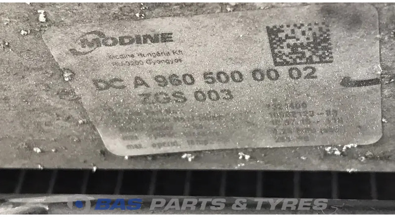 Mercedes-Benz Actros MP4 Koelerpakket Mercedes OM470LA 395 A 960 500 00 02 - Radiador para Camión: foto 4 Mercedes-Benz Actros MP4 Koelerpakket Mercedes OM470LA 395 A 960 500 00 02 - Radiador para Camión: foto 4