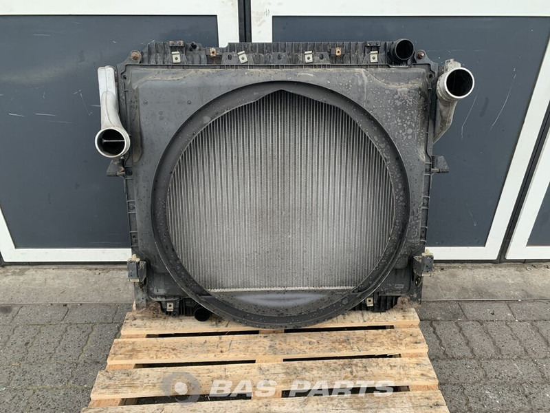 Mercedes-Benz Actros MP4 Koelerpakket Mercedes OM936LA 270 A 960 500 30 01 - Radiador para Camión: foto 2 Mercedes-Benz Actros MP4 Koelerpakket Mercedes OM936LA 270 A 960 500 30 01 - Radiador para Camión: foto 2