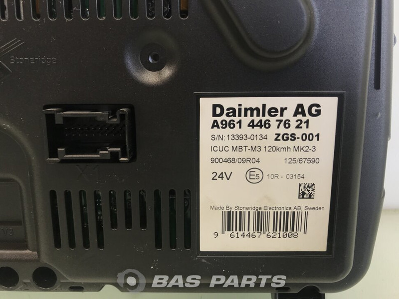 Mercedes-Benz Antos MP4 Instrumentenpaneel Mercedes A 008 446 66 21 - Salpicadero para Camión: foto 3 Mercedes-Benz Antos MP4 Instrumentenpaneel Mercedes A 008 446 66 21 - Salpicadero para Camión: foto 3