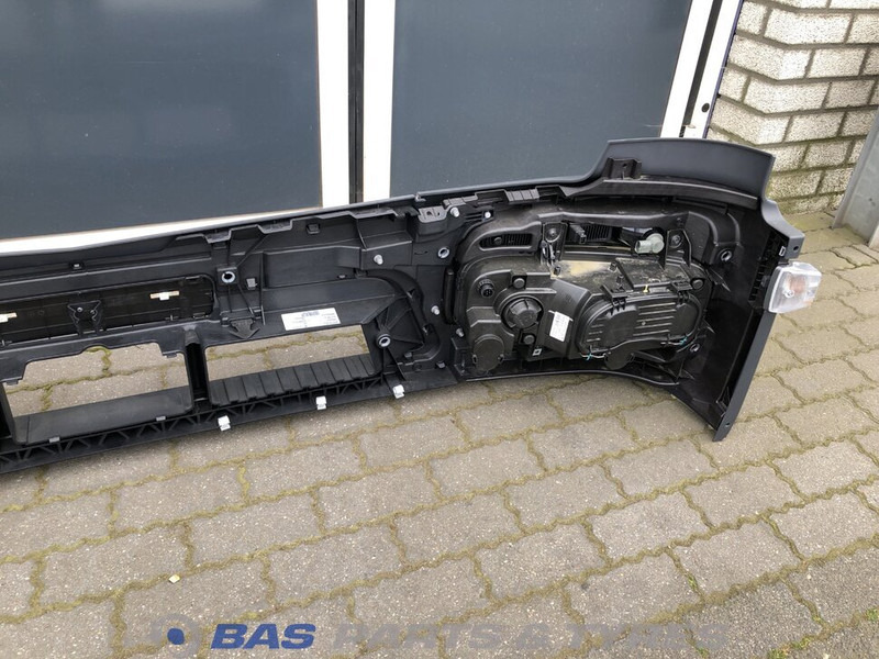 Mercedes-Benz Atego Bumper Mercedes A 967 885 02 08 - Parachoques para Camión: foto 5 Mercedes-Benz Atego Bumper Mercedes A 967 885 02 08 - Parachoques para Camión: foto 5
