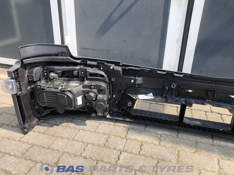 Mercedes-Benz Atego Bumper Mercedes A 967 885 02 08 - Parachoques para Camión: foto 4 Mercedes-Benz Atego Bumper Mercedes A 967 885 02 08 - Parachoques para Camión: foto 4