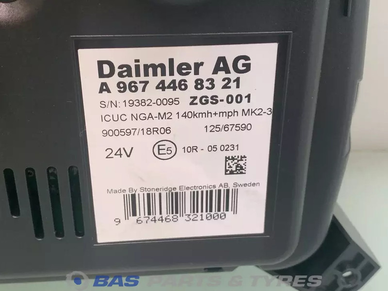 Mercedes-Benz Atego MP4 Instrumentencluster Mercedes A 967 446 83 21 - Salpicadero para Camión: foto 3 Mercedes-Benz Atego MP4 Instrumentencluster Mercedes A 967 446 83 21 - Salpicadero para Camión: foto 3