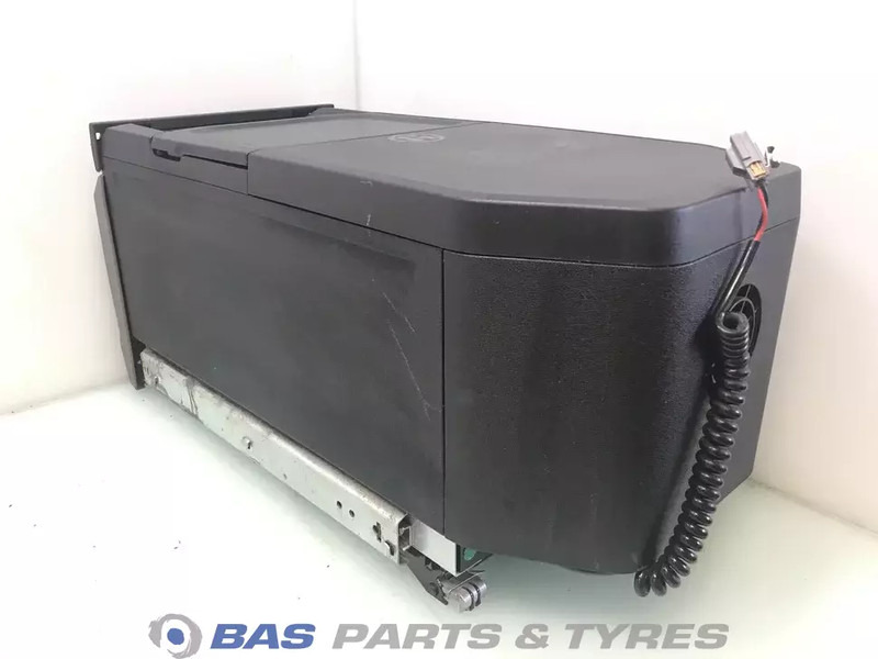 DAF XF G2 Koelkast DAF 35 Liter 2318729 - Recambio para Camión: foto 3 DAF XF G2 Koelkast DAF 35 Liter 2318729 - Recambio para Camión: foto 3