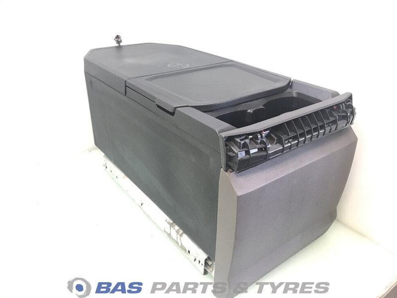 DAF XF G2 Koelkast DAF 35 Liter 2318729 - Recambio para Camión: foto 1 DAF XF G2 Koelkast DAF 35 Liter 2318729 - Recambio para Camión: foto 1