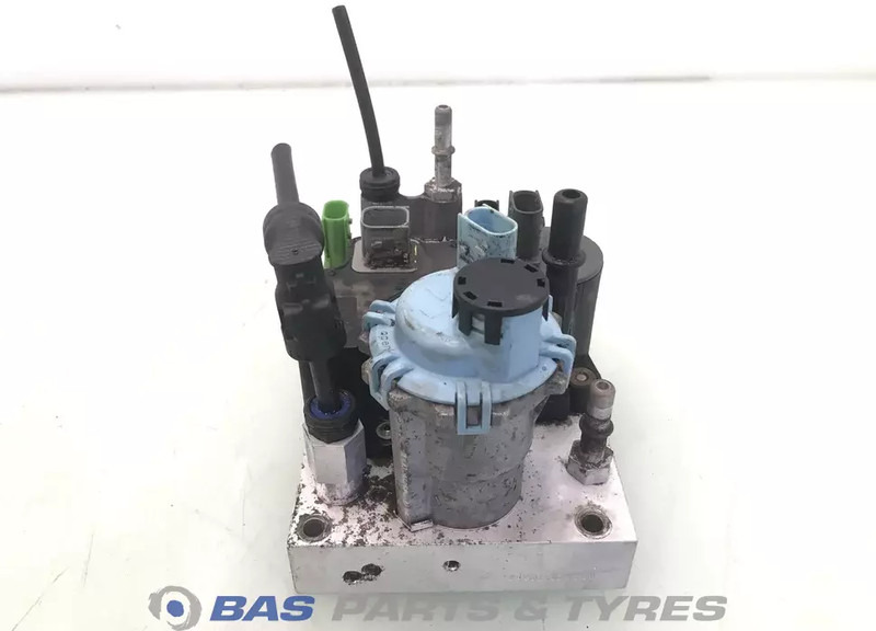 Volvo AdBlue pomp Volvo 21679299 - Recambio para Camión: foto 4 Volvo AdBlue pomp Volvo 21679299 - Recambio para Camión: foto 4