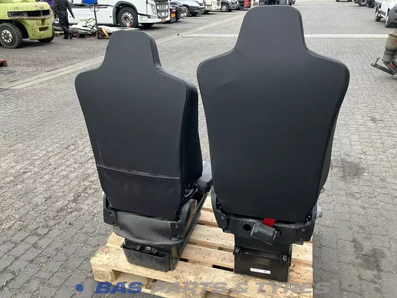 Renault T-Serie - Asiento para Camión: foto 3 Renault T-Serie - Asiento para Camión: foto 3