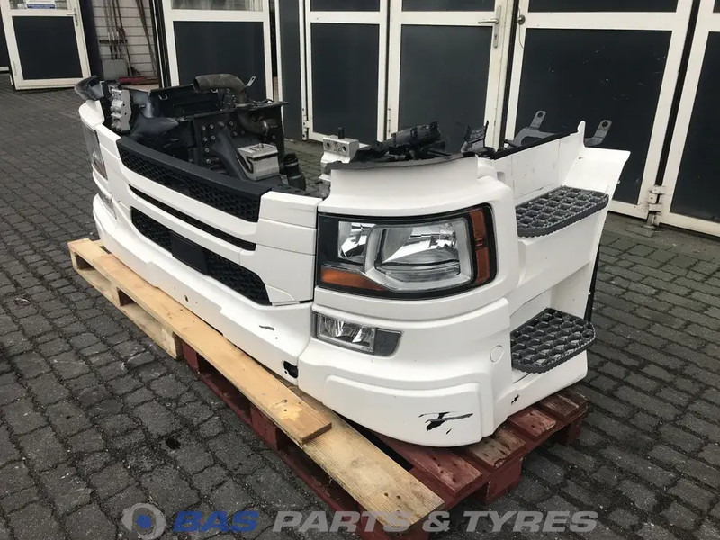 Scania P-Serie NextGen Bumper Scania 2307678 - Parachoques para Camión: foto 2 Scania P-Serie NextGen Bumper Scania 2307678 - Parachoques para Camión: foto 2