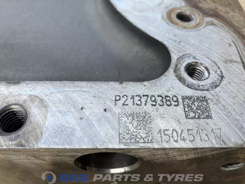 Volvo Cilinderkop Volvo D11K 410 21379389 - Bloque de cilindros para Camión: foto 5 Volvo Cilinderkop Volvo D11K 410 21379389 - Bloque de cilindros para Camión: foto 5