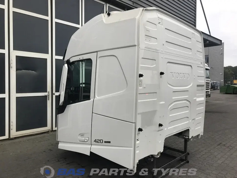 Volvo FH4 Volvo Globetrotter L2H2 82219166 - Cabina e interior para Camión: foto 3 Volvo FH4 Volvo Globetrotter L2H2 82219166 - Cabina e interior para Camión: foto 3