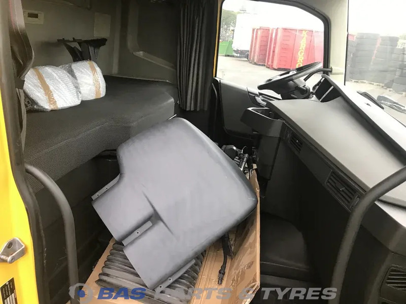 Volvo FH4 Volvo Sleeper Cab L2H1 - Cabina e interior para Camión: foto 5 Volvo FH4 Volvo Sleeper Cab L2H1 - Cabina e interior para Camión: foto 5