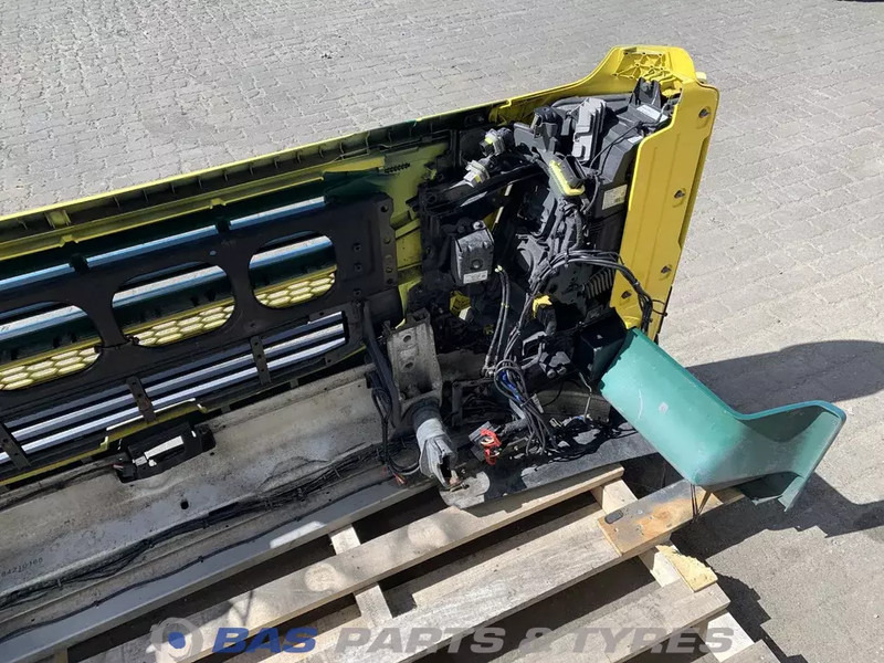 Volvo FM4 Bumper Volvo 82491840 - Parachoques para Camión: foto 5 Volvo FM4 Bumper Volvo 82491840 - Parachoques para Camión: foto 5