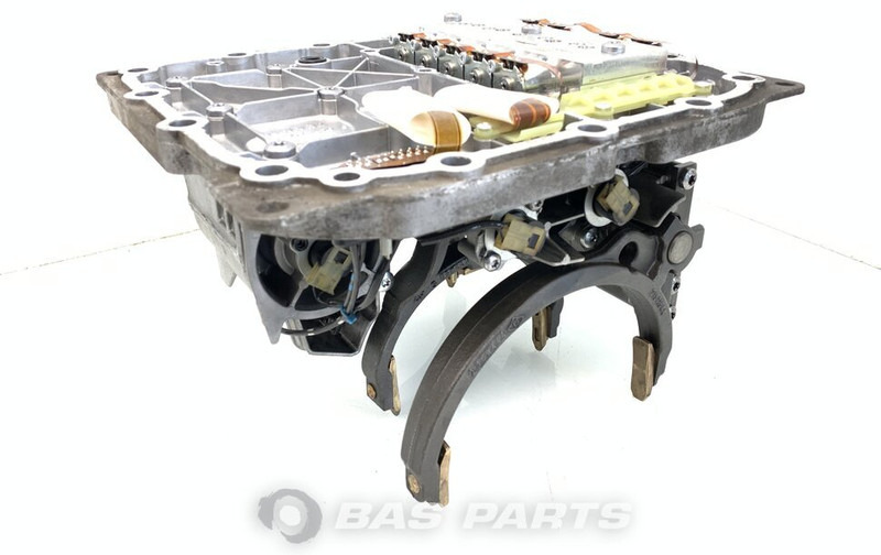 Volvo Versnellingsbakdeksel Volvo 21911582 - Caja de cambios para Camión: foto 2 Volvo Versnellingsbakdeksel Volvo 21911582 - Caja de cambios para Camión: foto 2