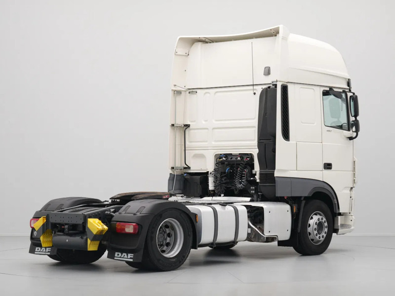 DAF XF 480 FT Super Space Cab, 2x Tanks - Cabeza tractora: foto 4 DAF XF 480 FT Super Space Cab, 2x Tanks - Cabeza tractora: foto 4