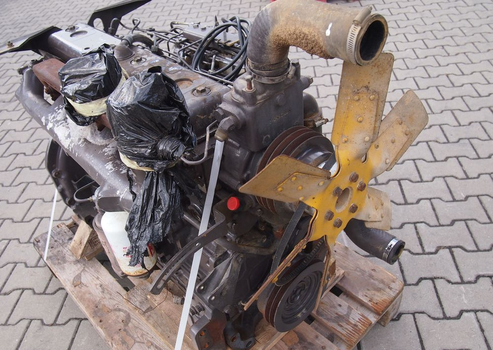 Części do Ciągnika Massey Ferguson MF 3000  Silnik 6 cylindrowy Perkins A6.354
Ciśnienie oleju na wolnych obrotach 4bary - Motor para Maquinaria agrícola: foto 3 Części do Ciągnika Massey Ferguson MF 3000  Silnik 6 cylindrowy Perkins A6.354
Ciśnienie oleju na wolnych obrotach 4bary - Motor para Maquinaria agrícola: foto 3