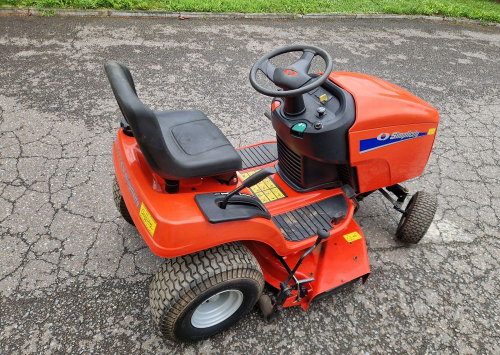 Kosiarka traktorek Simplicity Regent 18,5 Kosiarka Simplicity - Cortacésped: foto 4 Kosiarka traktorek Simplicity Regent 18,5 Kosiarka Simplicity - Cortacésped: foto 4