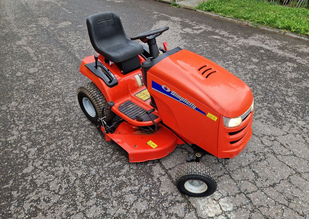 Kosiarka traktorek Simplicity Regent 18,5 Kosiarka Simplicity - Cortacésped: foto 2 Kosiarka traktorek Simplicity Regent 18,5 Kosiarka Simplicity - Cortacésped: foto 2