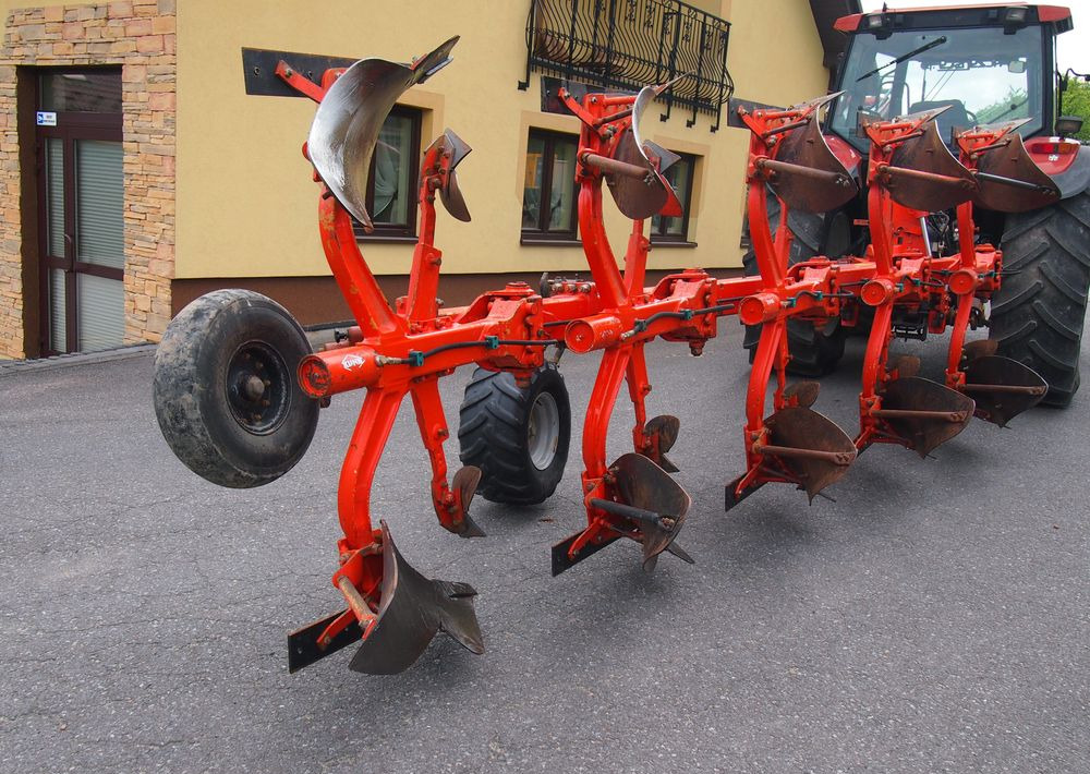 Arado Pług obrotowy Kuhn Kuhn Vari-Master 150 4+1 Pług obracany Kuhn Vari-Master 150 4+1: foto 10 Arado Pług obrotowy Kuhn Kuhn Vari-Master 150 4+1 Pług obracany Kuhn Vari-Master 150 4+1: foto 10