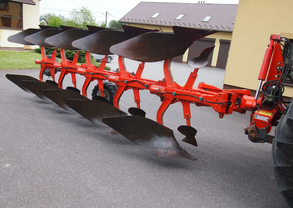 Pług obrotowy Kuhn Kuhn Vari-Master 150 4+1 Pług obracany Kuhn Vari-Master 150 4+1 - Arado: foto 3 Pług obrotowy Kuhn Kuhn Vari-Master 150 4+1 Pług obracany Kuhn Vari-Master 150 4+1 - Arado: foto 3