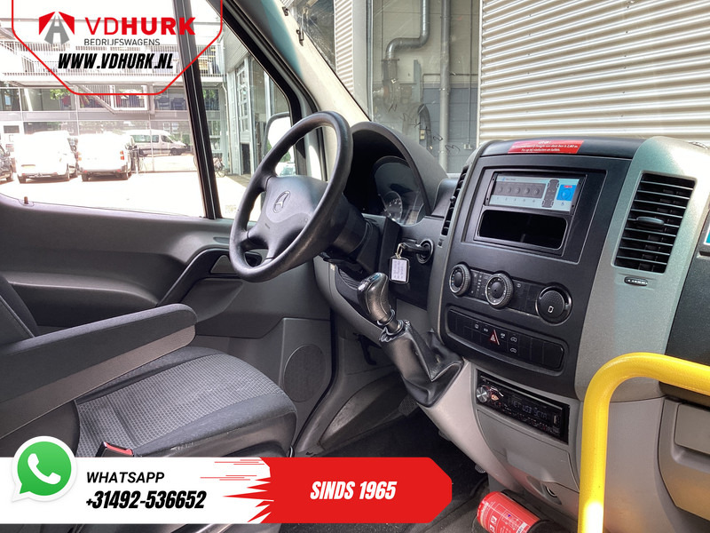 Mercedes-Benz Sprinter Mercedes-Benz Sprinter 313 2.2 CDI L2H2 €9922 Incl. BTW BPM VRIJ! EXPORT ONLY Combi/ 9 Persoons/ Kombi/ 9P/ Airco/ Rolstoellift - Minibús, Furgoneta de pasajeros: foto 3 Mercedes-Benz Sprinter Mercedes-Benz Sprinter 313 2.2 CDI L2H2 €9922 Incl. BTW BPM VRIJ! EXPORT ONLY Combi/ 9 Persoons/ Kombi/ 9P/ Airco/ Rolstoellift - Minibús, Furgoneta de pasajeros: foto 3