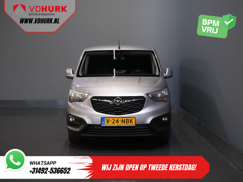 Furgoneta pequeña Opel Combo 1.2 Turbo 130 pk Aut. BENZINE BPM VRIJ! Keyless/ Carplay/ PDC/ Cruise/ Trekhaak/ Airco: foto 7 Furgoneta pequeña Opel Combo 1.2 Turbo 130 pk Aut. BENZINE BPM VRIJ! Keyless/ Carplay/ PDC/ Cruise/ Trekhaak/ Airco: foto 7