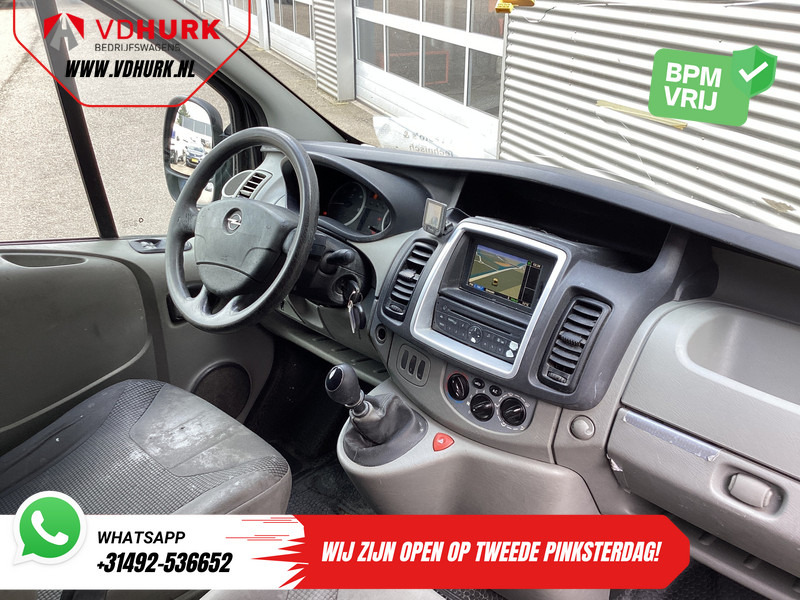 Opel Vivaro 2.5 CDTI 145 pk BPM VRIJ! APK 08-2025/ 3 Pers./ LMV/ PDC/ Dakdragers/ Cruise/ Airco - Furgoneta pequeña: foto 3 Opel Vivaro 2.5 CDTI 145 pk BPM VRIJ! APK 08-2025/ 3 Pers./ LMV/ PDC/ Dakdragers/ Cruise/ Airco - Furgoneta pequeña: foto 3