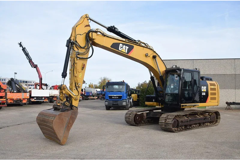 Caterpillar 323E-stock id2 - Excavadora de cadenas: foto 5 Caterpillar 323E-stock id2 - Excavadora de cadenas: foto 5