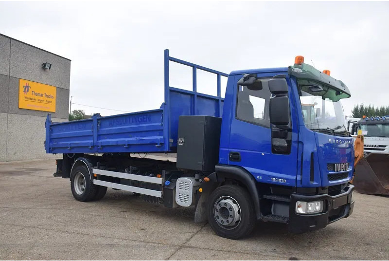 Iveco EuroCargo 120 - Camión volquete: foto 4 Iveco EuroCargo 120 - Camión volquete: foto 4