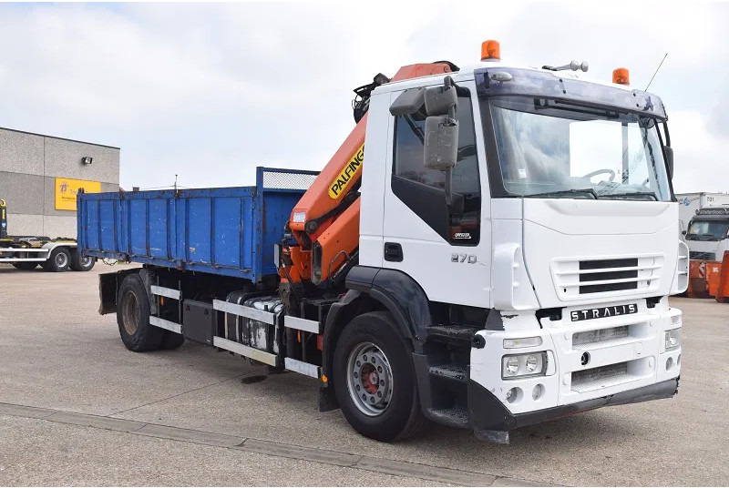 Iveco Stralis 270 - Camión volquete: foto 2 Iveco Stralis 270 - Camión volquete: foto 2