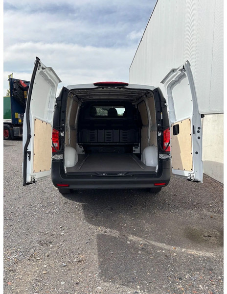 Furgón Mercedes-Benz Vito 116CDI-CAMERA-NAVI-STOELVERWARMING-DODEHOEK-VERKEERSBORDENASS-CRUISECONTROL: foto 11