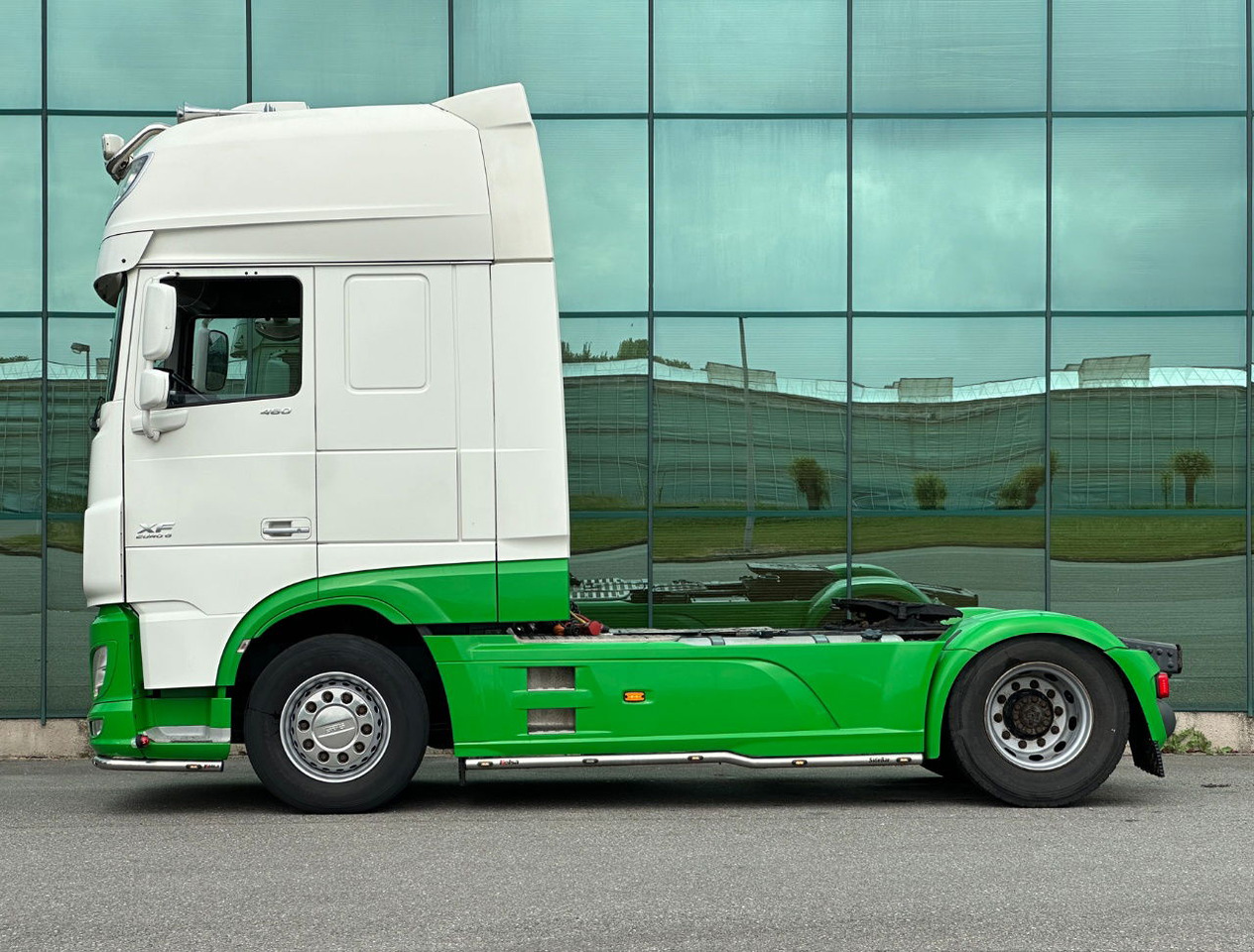 DAF XF 460 FT SSC 684.000 KM TRS Genset NEW Tacho Full Options TOP Condition NL - Cabeza tractora: foto 2 DAF XF 460 FT SSC 684.000 KM TRS Genset NEW Tacho Full Options TOP Condition NL - Cabeza tractora: foto 2