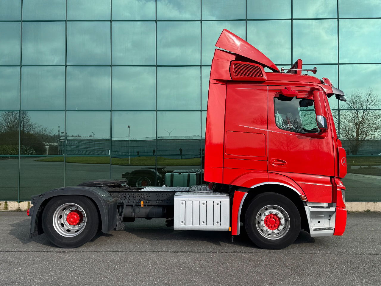 Mercedes-Benz Actros 1842 Full AIR Only 416.000 KM Euro 6 TOP Condition NL Truck - Cabeza tractora: foto 5 Mercedes-Benz Actros 1842 Full AIR Only 416.000 KM Euro 6 TOP Condition NL Truck - Cabeza tractora: foto 5