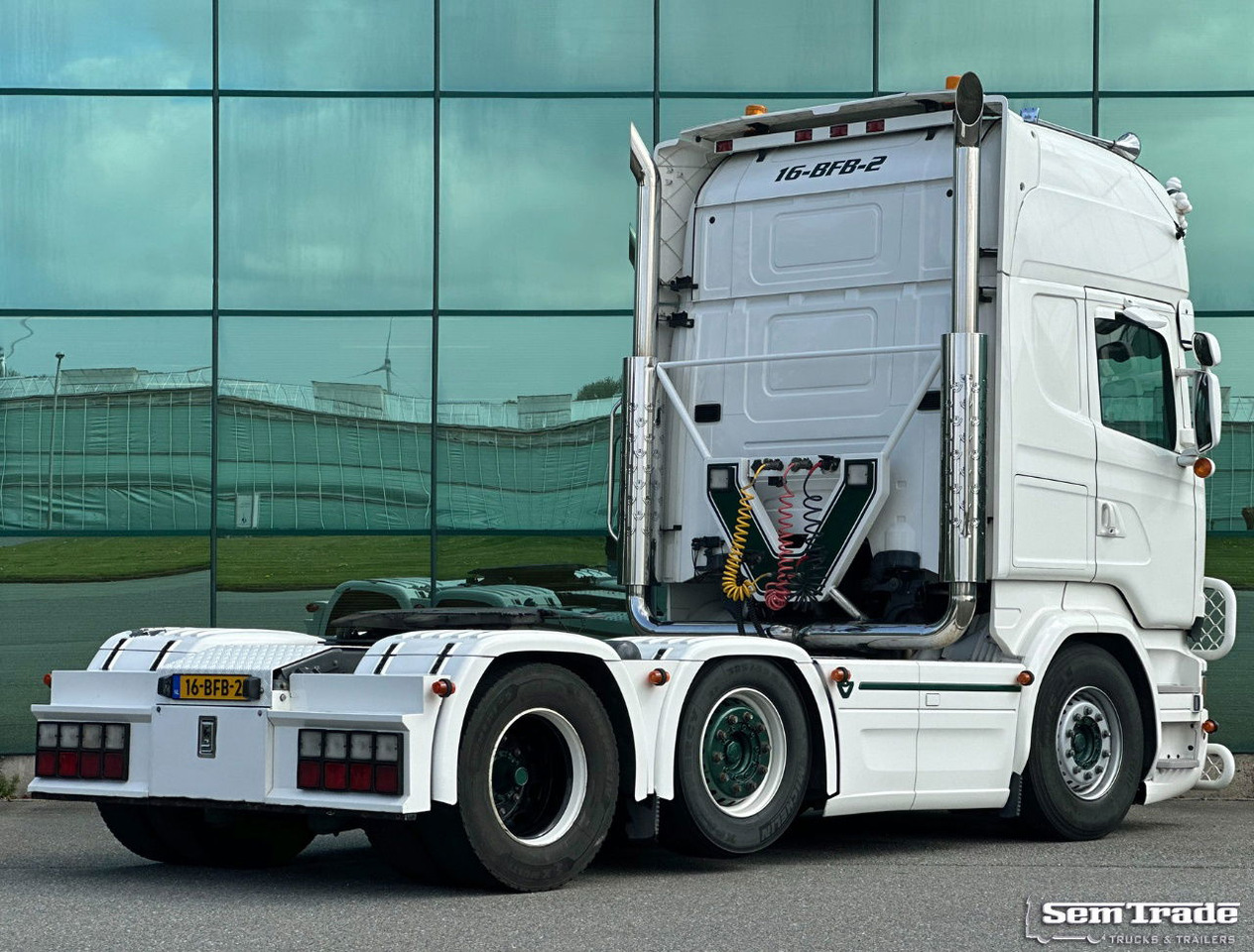 Scania R520 V8 Manual Gearbox Special Interior NEW Smart Tacho 2 Holland-Truck - Cabeza tractora: foto 4 Scania R520 V8 Manual Gearbox Special Interior NEW Smart Tacho 2 Holland-Truck - Cabeza tractora: foto 4
