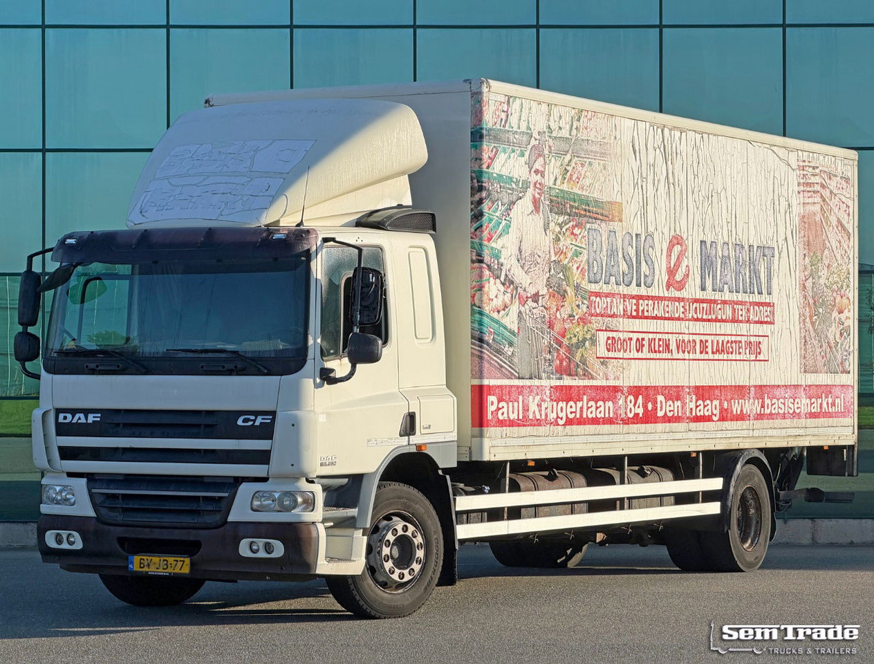 DAF CF 65 Euro 5 Only 202.000 KM Tail Lift Holland-Truck - Camión caja cerrada: foto 1 DAF CF 65 Euro 5 Only 202.000 KM Tail Lift Holland-Truck - Camión caja cerrada: foto 1