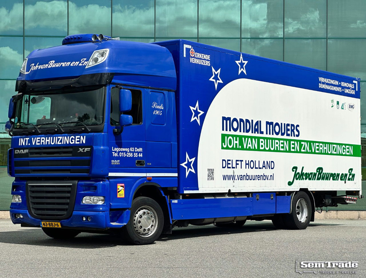 DAF XF 105.410 SSC Euro 5 Only 408.000 KM Full AIR Tail Lift Side Doors TOP Condition Holland Truck - Camión caja cerrada: foto 1 DAF XF 105.410 SSC Euro 5 Only 408.000 KM Full AIR Tail Lift Side Doors TOP Condition Holland Truck - Camión caja cerrada: foto 1