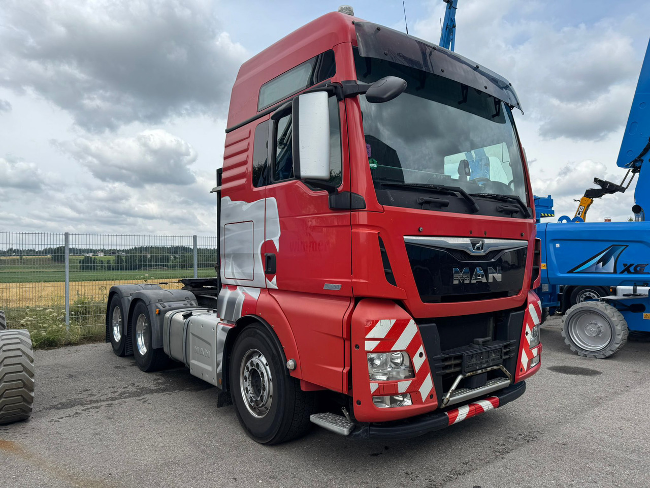 MAN TGX 26.560 6x4 - Cabeza tractora: foto 1 MAN TGX 26.560 6x4 - Cabeza tractora: foto 1