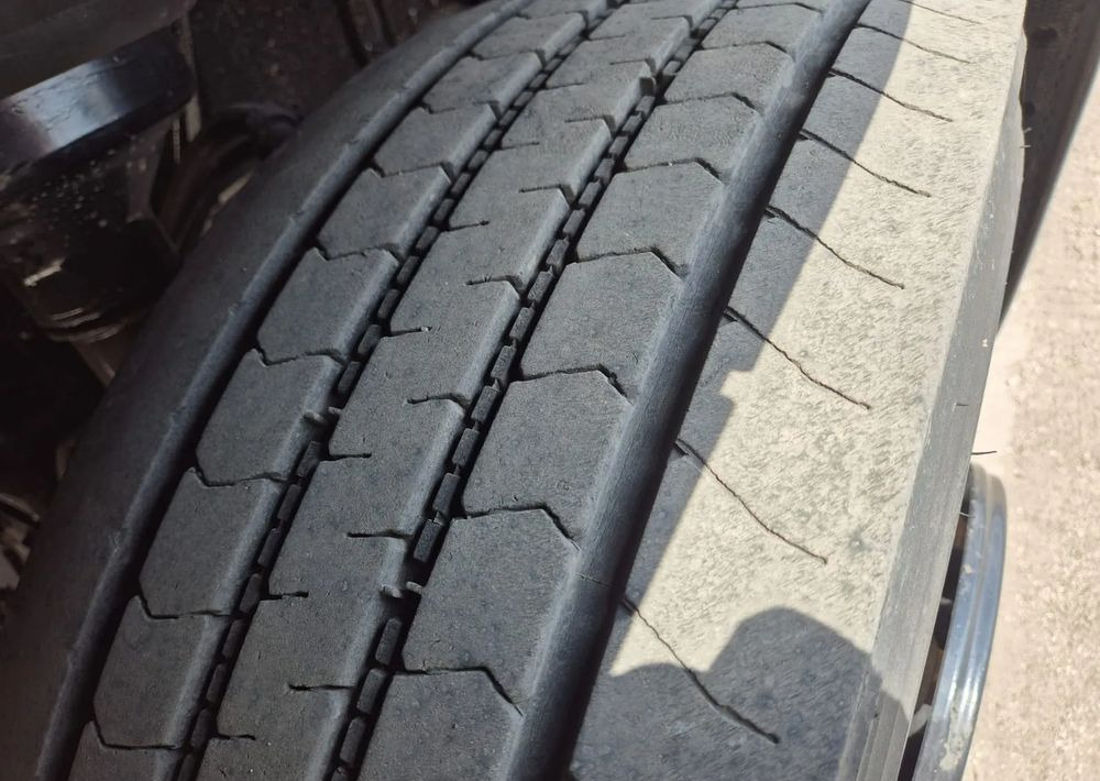 MAN TGS 26.400 Euro 5 Hakówka Agregat Thermo King MD300 - Camión frigorífico: foto 4 MAN TGS 26.400 Euro 5 Hakówka Agregat Thermo King MD300 - Camión frigorífico: foto 4