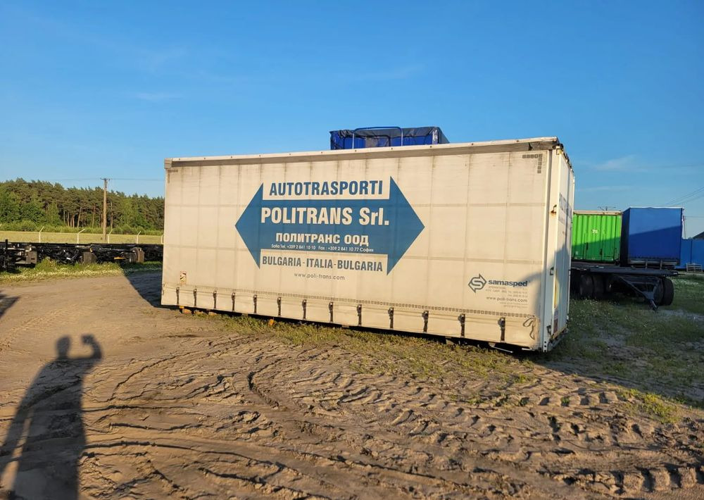 Krone Zabudowa Firanka - Otros maquinaria: foto 3 Krone Zabudowa Firanka - Otros maquinaria: foto 3