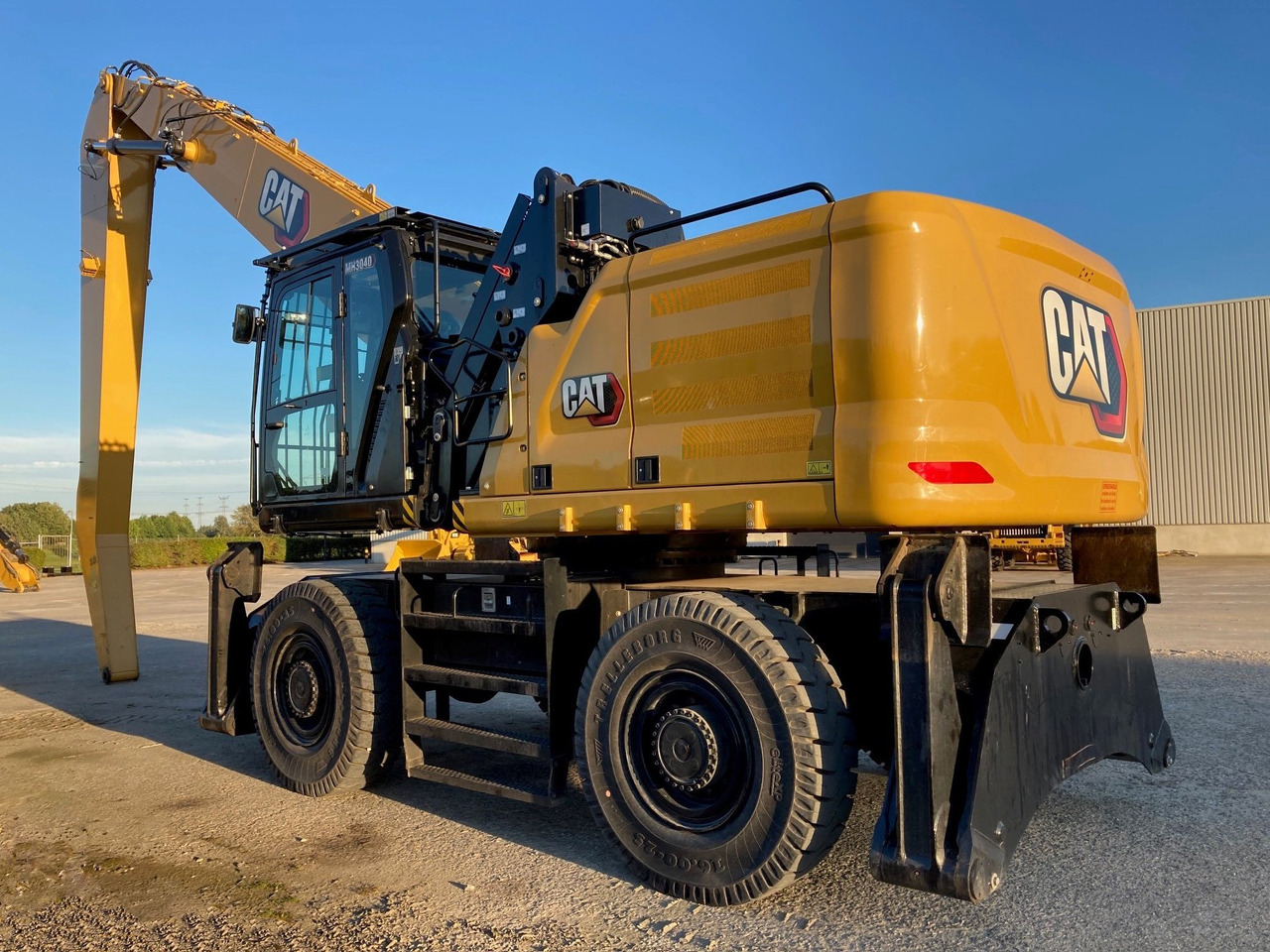 CATERPILLAR MH3040 - Manipulador de materiales: foto 1 CATERPILLAR MH3040 - Manipulador de materiales: foto 1