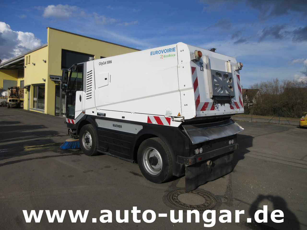 Bucher CityCat CC 5006 FPT Euro 6 Diesel Kehrmaschine 5m³ 4-Rad-Lenkung - Barredora vial: foto 4 Bucher CityCat CC 5006 FPT Euro 6 Diesel Kehrmaschine 5m³ 4-Rad-Lenkung - Barredora vial: foto 4