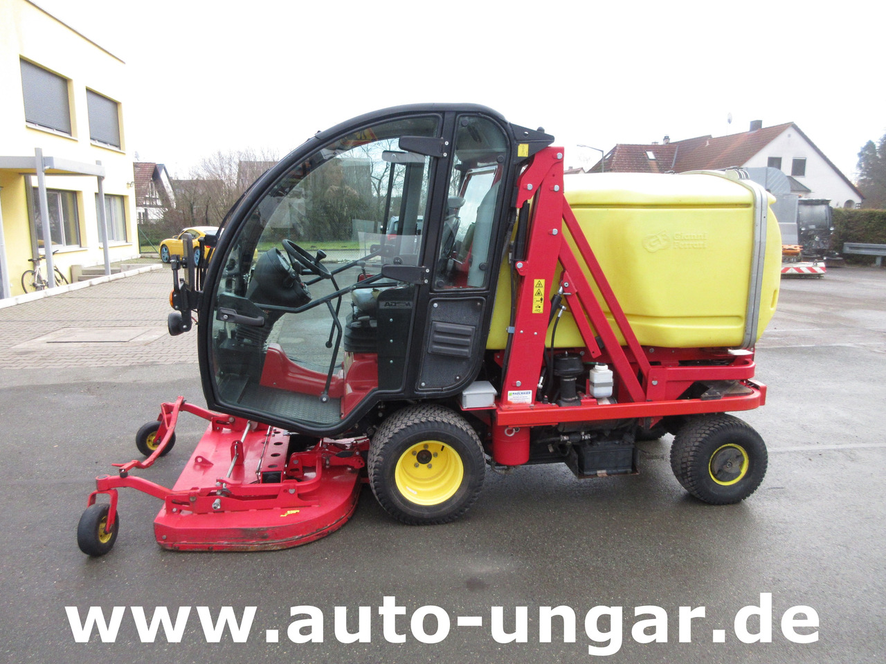 Gianni Ferrari Turbo 4 T Cruiser Großflächenmäher 4x4 mit Hochentleerung Bj. 2015 - Tractor municipal: foto 4 Gianni Ferrari Turbo 4 T Cruiser Großflächenmäher 4x4 mit Hochentleerung Bj. 2015 - Tractor municipal: foto 4