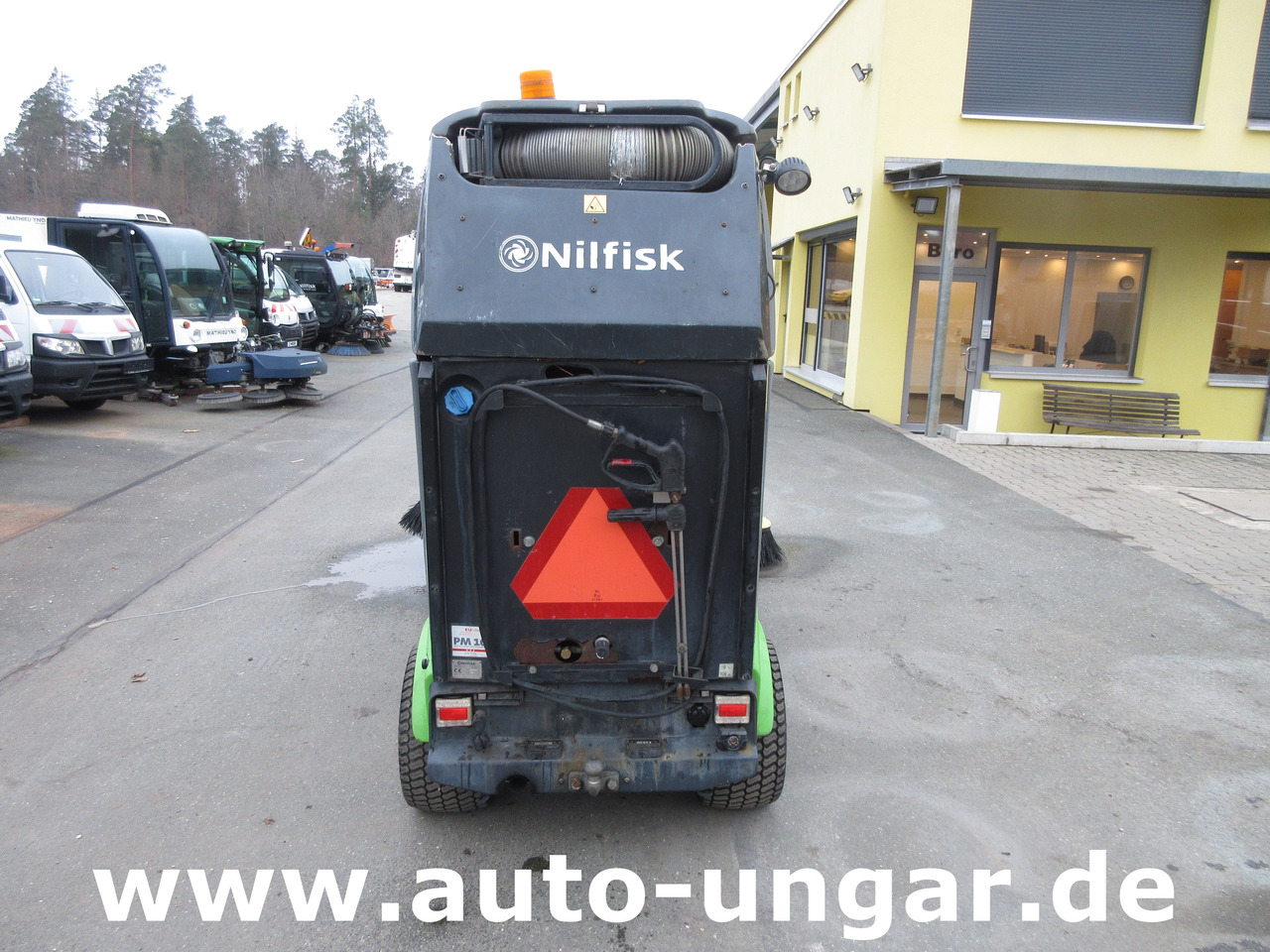 Nilfisk CR 2250 Egholm Bj. 2015 Kehrmaschine 4x4 Perkins Diesel Knicklenkung - Barredora vial: foto 5 Nilfisk CR 2250 Egholm Bj. 2015 Kehrmaschine 4x4 Perkins Diesel Knicklenkung - Barredora vial: foto 5