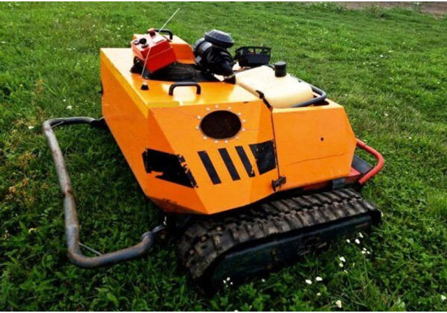 KommTek/NIKO - RoboFlail ONE (700kg/122cm profi) - Cortacésped: foto 2 KommTek/NIKO - RoboFlail ONE (700kg/122cm profi) - Cortacésped: foto 2