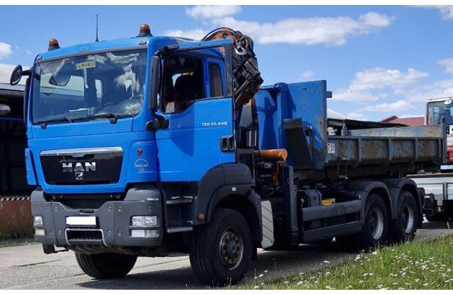 MAN 6x6 TGS 33.440 +Terex-Atlas 240 - Camión multibasculante, Camión grúa: foto 1 MAN 6x6 TGS 33.440 +Terex-Atlas 240 - Camión multibasculante, Camión grúa: foto 1