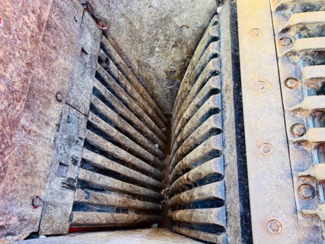 Sandvik QJ 341+ - Trituradora de mandíbula: foto 5 Sandvik QJ 341+ - Trituradora de mandíbula: foto 5